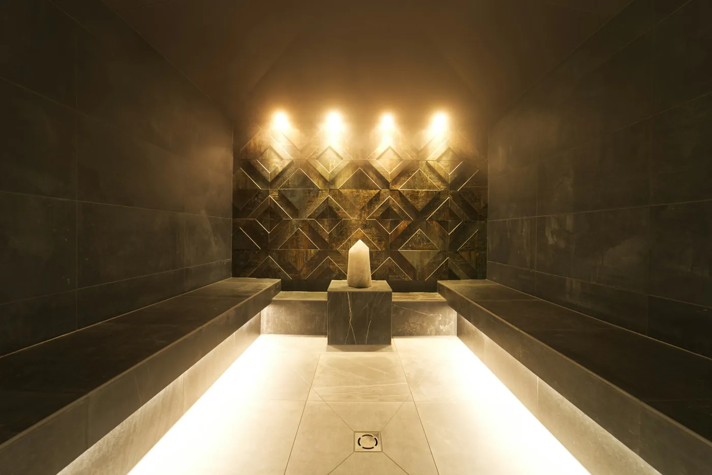 The GlowRxNg clinic interior