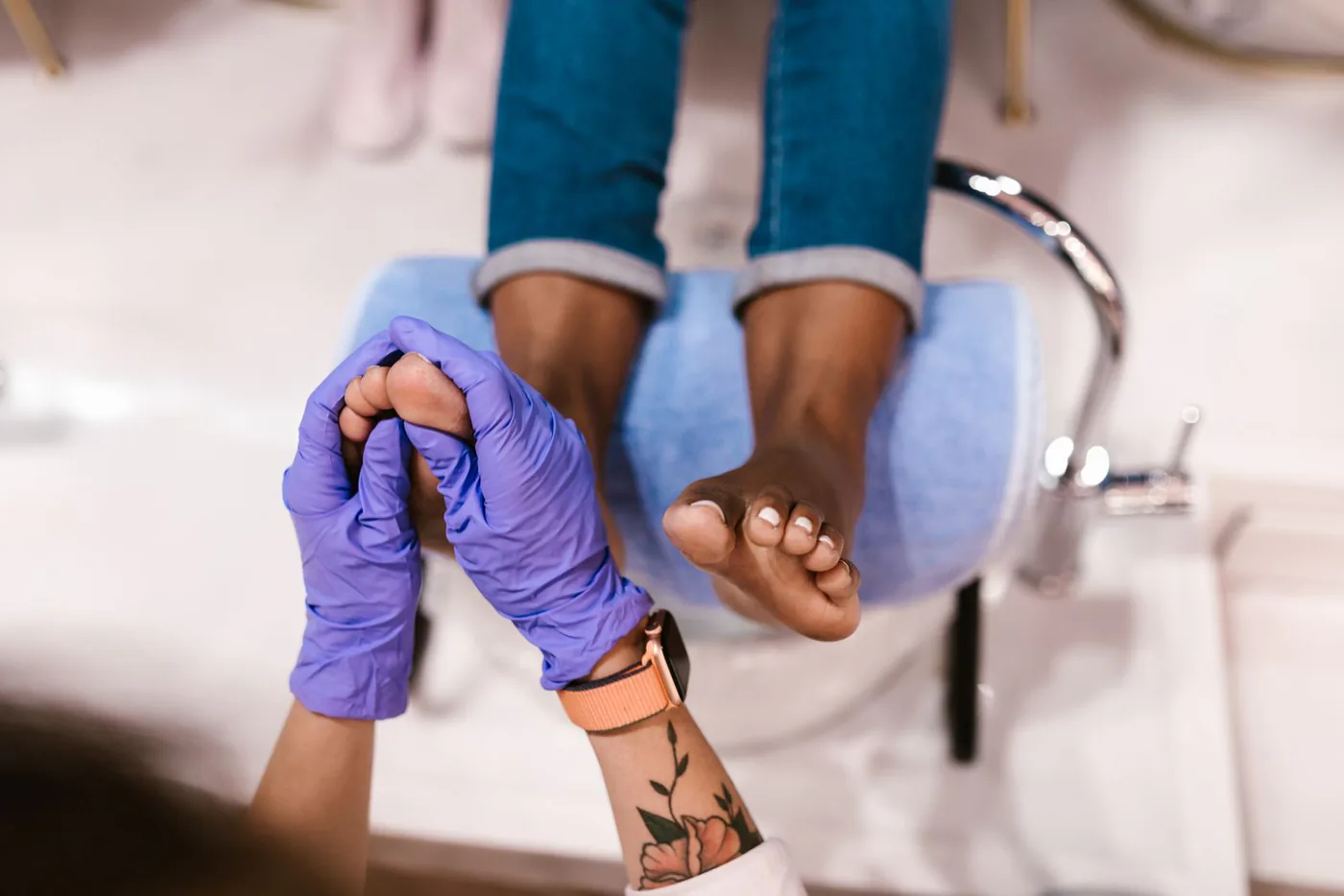 Hands & Feet